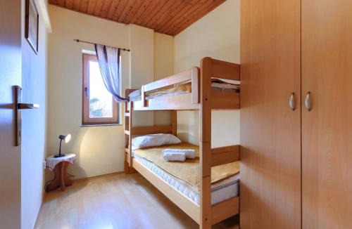 Valdebek Apartment | Apartment Ruža 2 by Interhome