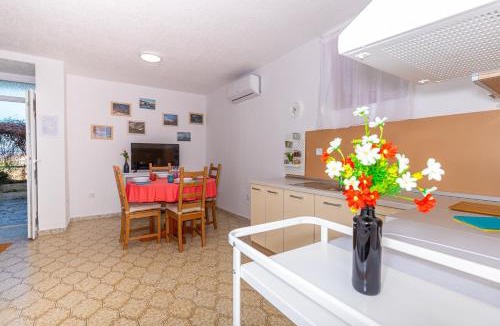Jadranovo Apartment | Apartment Smokva