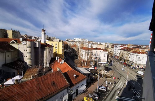 Stari Grad Apartment | Apartment Sovre. Cozy apartment at Skadarlija bohemian quarter.