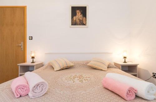 Vrh Apartment | Apartment Stefano