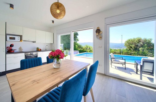 Krk Apartment | Apartment Timmy with private swimming pool and Seaview