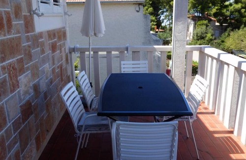 Mirce Apartment | Apartment Vesna & Ivica - Two Bedroom Apartment with Terrace and Sea View (Vesna)