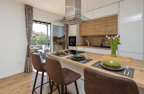 Kamen Apartment | Apartment with pool Jeniffer by Villas Guide