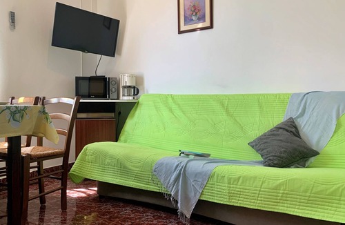Cizici Apartment | Apartments Šantić (64351-A1) - Čižići - island Krk