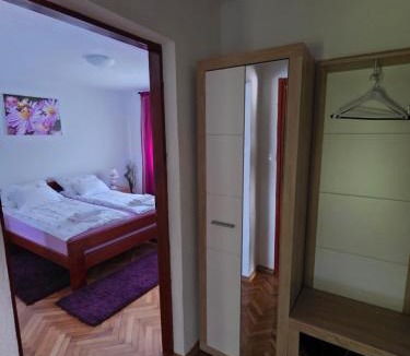 Korenica Apartment | Apartments Žegarac House