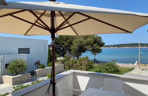 Barbat na Rabu House | Apartments and Rooms Villa Luci