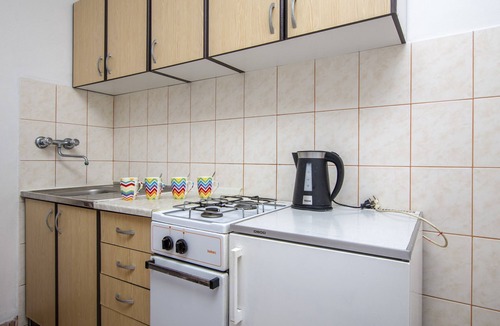 Dugi Rat Apartment | Apartments Anka 20m from the beach (31461-A2) - Duce