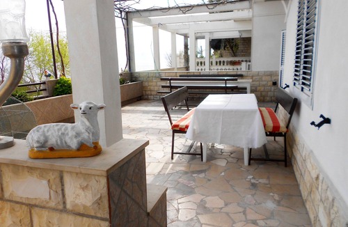 Dugi Rat Apartment | Apartments Anka 20m from the beach (31461-A2) - Duce
