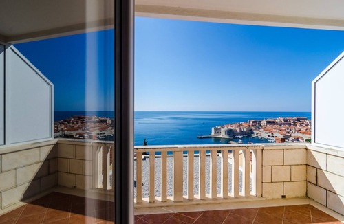 Ploce Apartment | Apartments Bonavista - Premium Two Bedroom Apartment with Balcony and Sea View (A2)