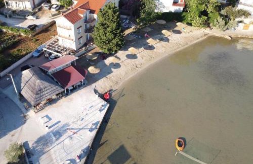 Kraj Apartment | Apartments by the sea Kraj, Pasman - 16741