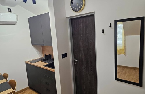 Cove Rogacic Apartment | Apartments Diadora - One bedroom apartment Sun