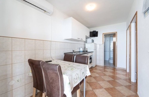 Rtina Apartment | Apartments Edi (105881-A2) - Razanac