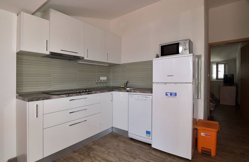 Bili brig Apartment | Apartments Good (97471-A2) - Makarska