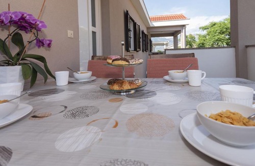 Razanac Apartment | Apartments in Ražanac, Croatia