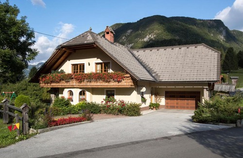 Stara Fuzina Apartment | Apartments in Slovenia