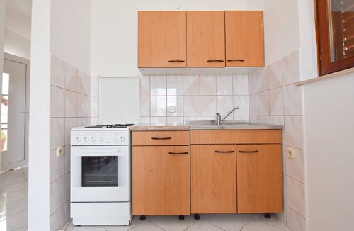 Kustici Apartment | Apartments Ivan, (16420), Kustici, hr