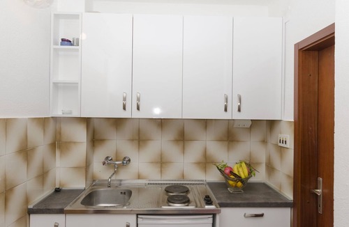 Bili brig Apartment | Apartments Jadranka (40181-A3) - Makarska