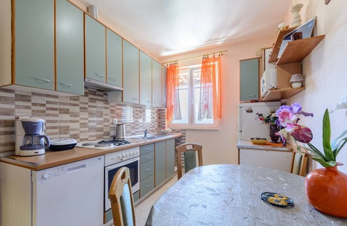 Mirce Apartment | Apartments Jerko - Comfort One Bedroom Apartment with Terrace