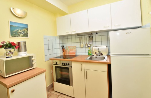 Primosten Burnji Apartment | Apartments Jurkic (78001-A1) - Dolac