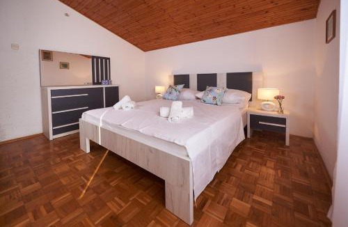 Kamen Apartment | Apartments Lara