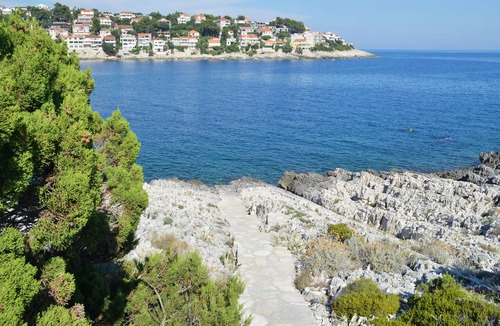 Zavalatica Apartment | Apartments Malo Misto (97731-A2) - Zavalatica