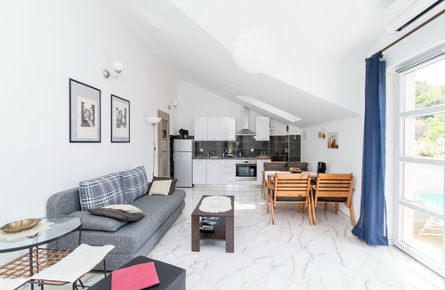 Postira Apartment | Apartments Mare- One Bedroom Apartment with Garden View A3 (ST)
