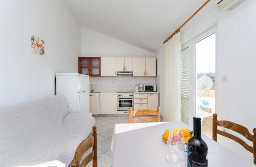 Lopar Apartment | Apartments Marija P Lopar