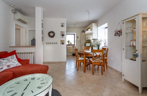Sveti Vid-Miholjice Apartment | Apartments Mia