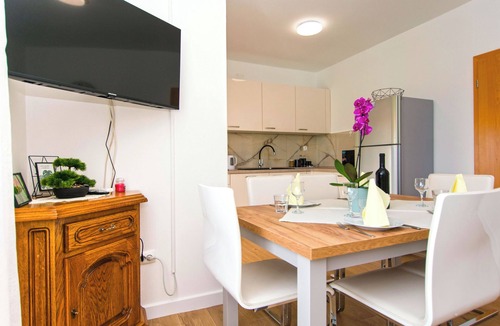 Dobropoljana Apartment | Apartments Miljenko (103171-A1) - Dobropoljana