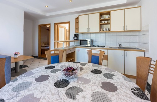 Grizane Apartment | Apartments Neven (62696-A1) - Grižane