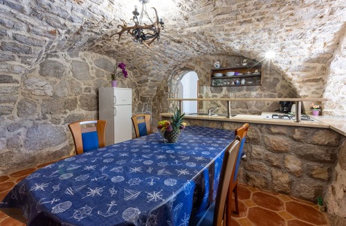 Grizane Apartment | Apartments Neven (62696-A4) - Grižane