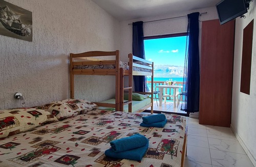 Bogomolje Apartment | Apartments On the beach (89401-A4) - Bogomolje