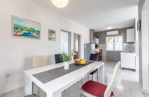 Cove Makarac (Milna) Apartment | Apartments Paradise Bay-Two Bedroom Apartment with Terrace (A1)