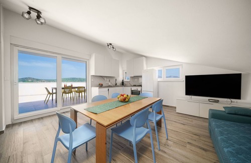 Bilice Apartment | Apartments Picikato (96931-A4) - Sibenik