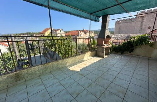 Vrboska Apartment | Apartments Renato