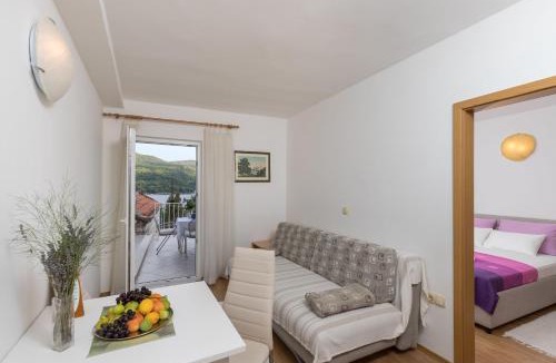 Slano House | Apartments & Room Eva Slano