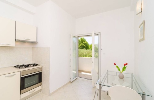 Kupari Apartment | Apartments & Rooms Barišić - Studio Apartment with Balcony and Garden View (First Floor)-APT 9