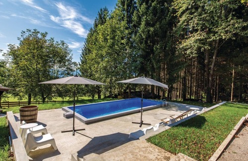 Municipality of Plaski Apartment | Apartments & Rooms Latin - Quadruple Room