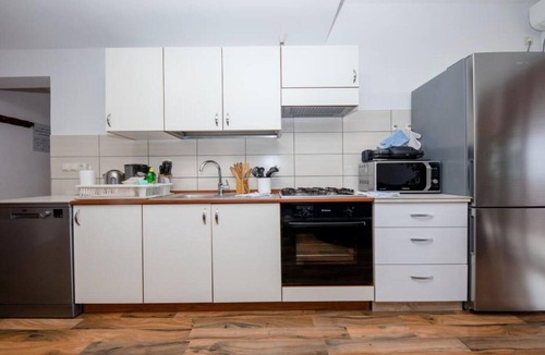Mundanije Apartment | Apartments Scerbe Gordana & Miljenko Rab - Three Bedroom Apartment with Terrace (2)