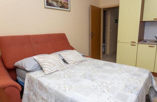 Prigradica Apartment | Apartments Sea Line - Two Bedroom Apartment with Terrace and Sea View
