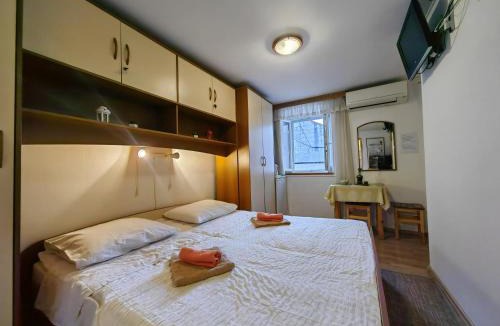 Cove Tri Zala (Zrnovo) House | Apartments Seka Korčula