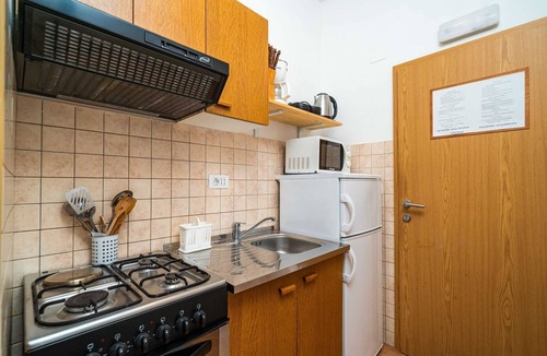Cavtat Apartment | Apartments Senjo - Studio Apartment with Balcony and Sea View (Apartman 2)