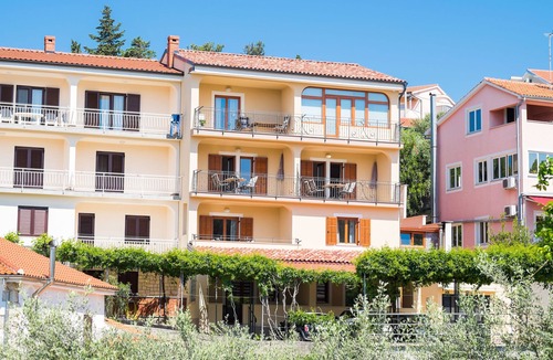 Krk Apartment | Apartments Skomeršić (15611-A2) - Krk - island Krk
