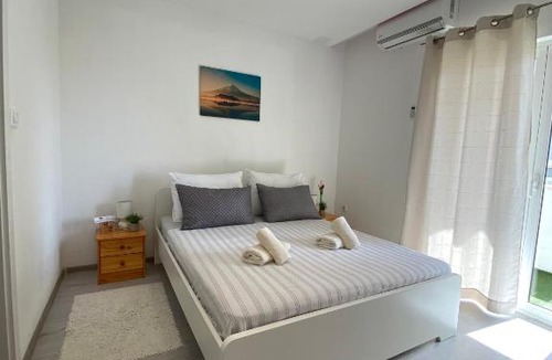 Dugi Rat House | Apartments Sun & Sea
