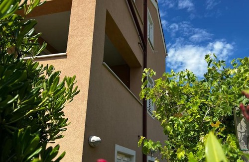Martinscica Apartment | Apartments Tamaris