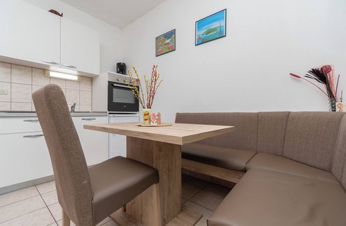 Maslinica Apartment | Apartments Toni (10299-A1) - Maslinica