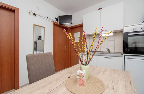 Maslinica Apartment | Apartments Toni (10299-A1) - Maslinica