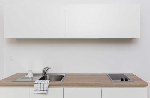 Gruz Apartment | Apartments Villa Karmen - Comfort One-Bedroom Apartment with Terrace Marine