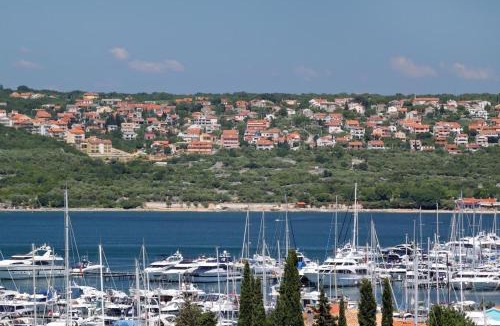 Kornic Apartment | Apartments with a parking space Kornic, Krk - 416