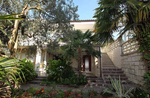 Piran Apartment | Appartement Portoroz mit Terrasse und Garten by Interhome